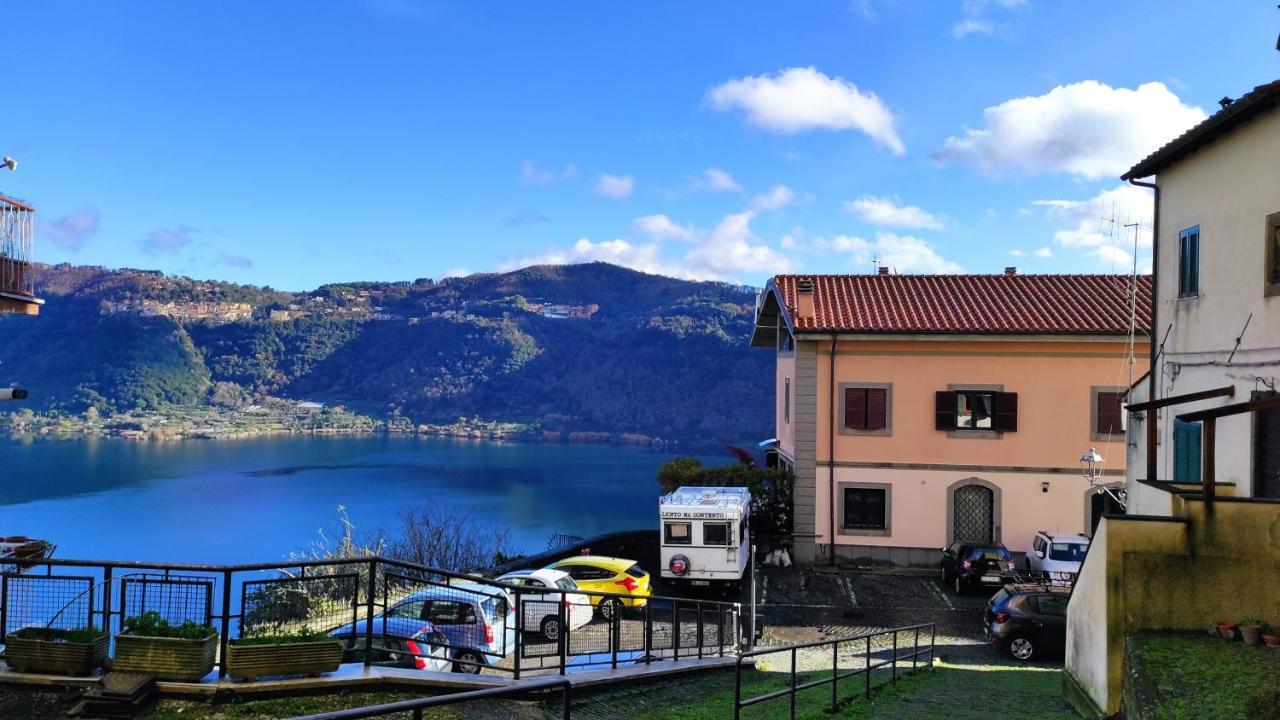 Vivere Il Borgo Sul Lago جنزانو دي روما المظهر الخارجي الصورة