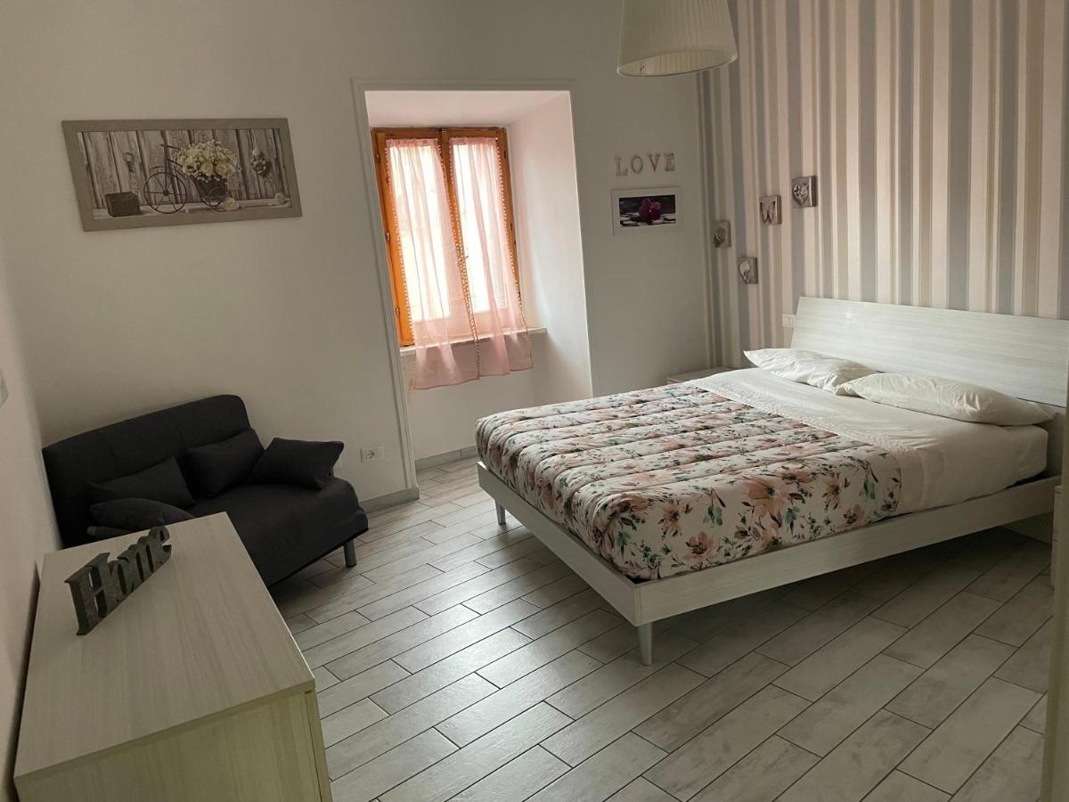 Vivere Il Borgo Sul Lago جنزانو دي روما المظهر الخارجي الصورة